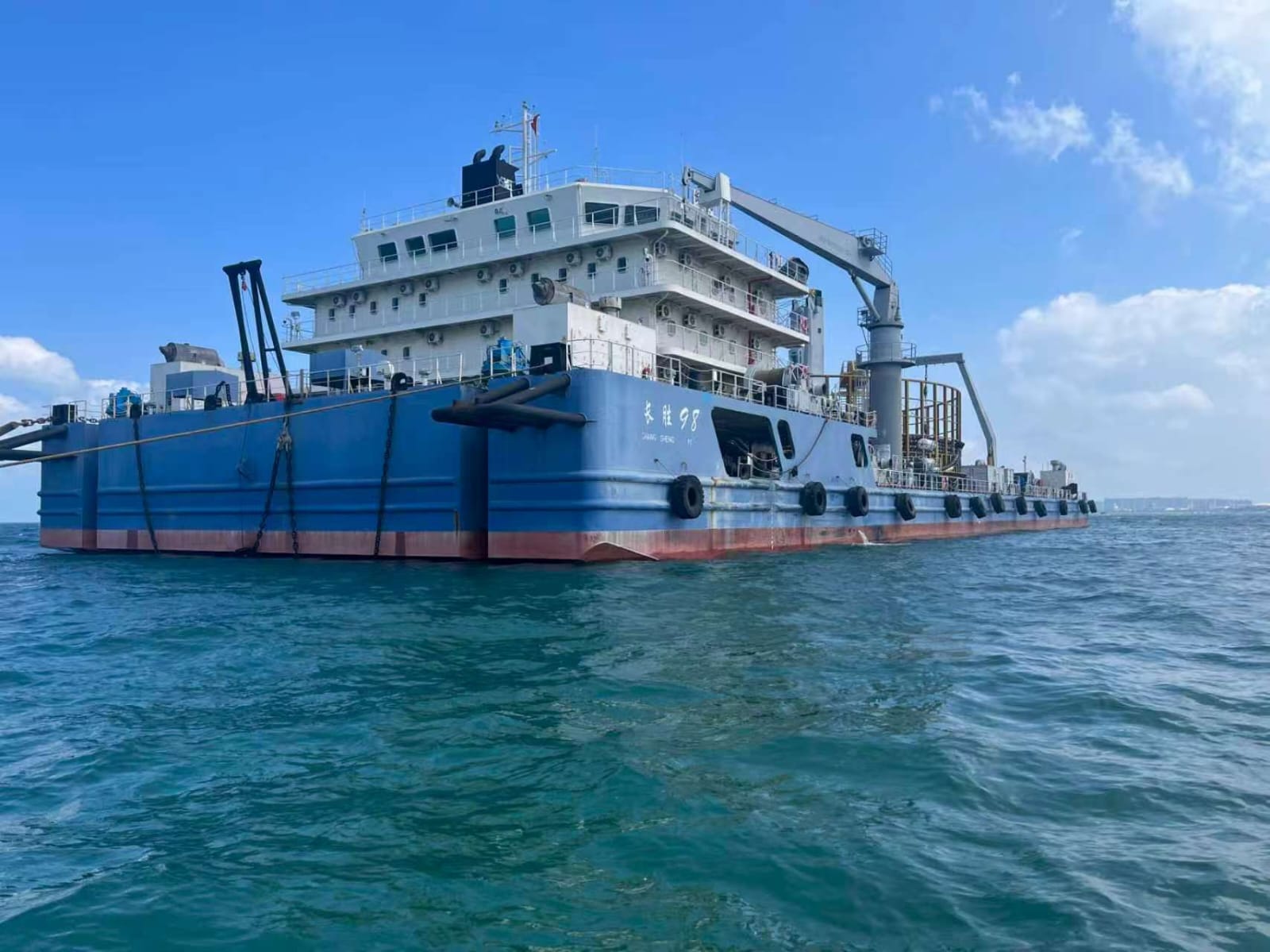 Chang Sheng 98 — Heavy Subsea Cable Laying & Engineering Vessel - 1
