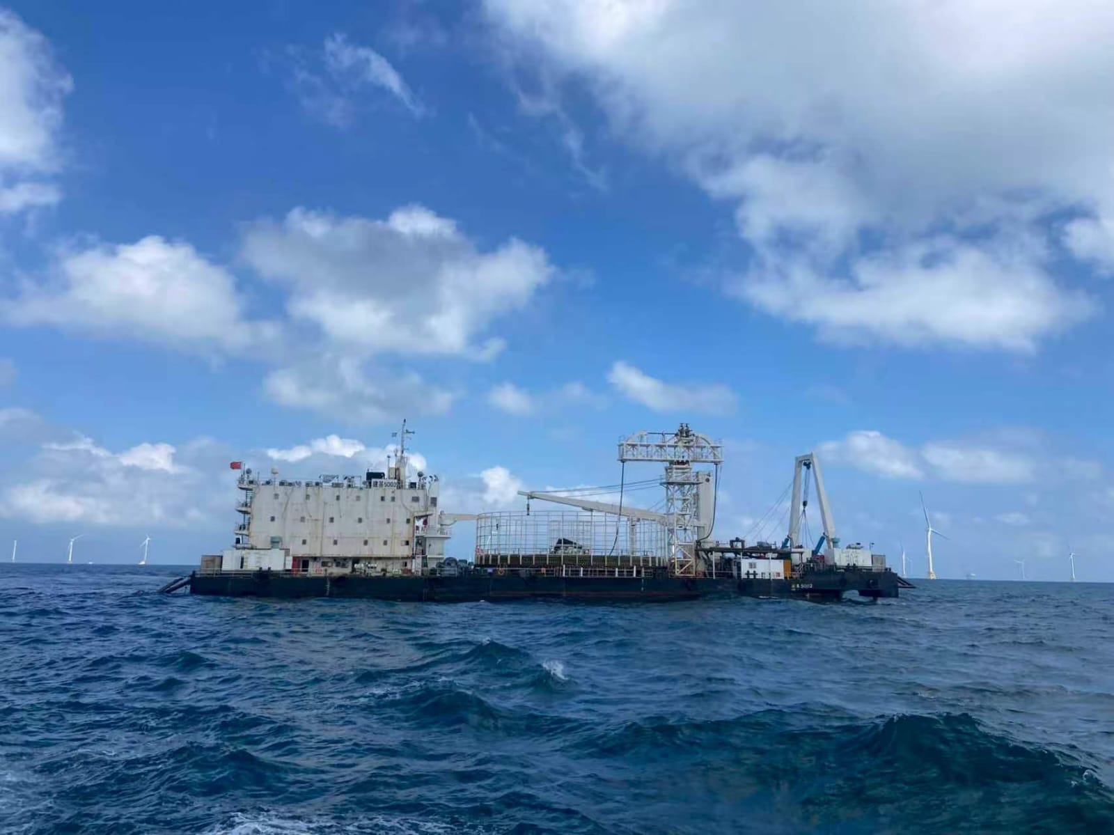 Chang Sheng 98 — Heavy Subsea Cable Laying & Engineering Vessel - 5